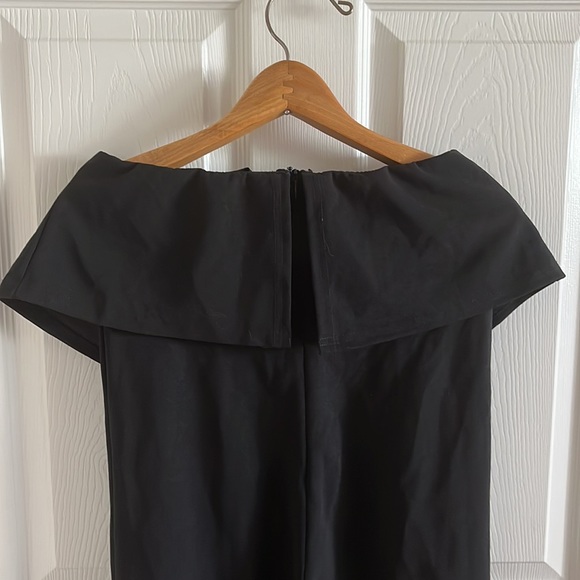 Shein Black Off The Shoulders Short Jumpsuit Size Small - Picture 4 of 6